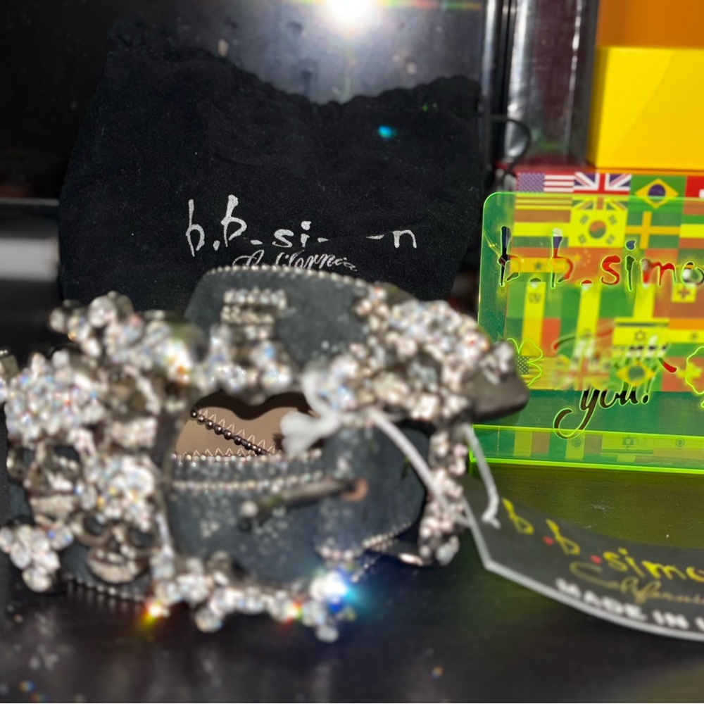 B.B. Simon Black and Silver skull pile